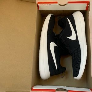 Brand new Nike Ashin Modern black 7.5